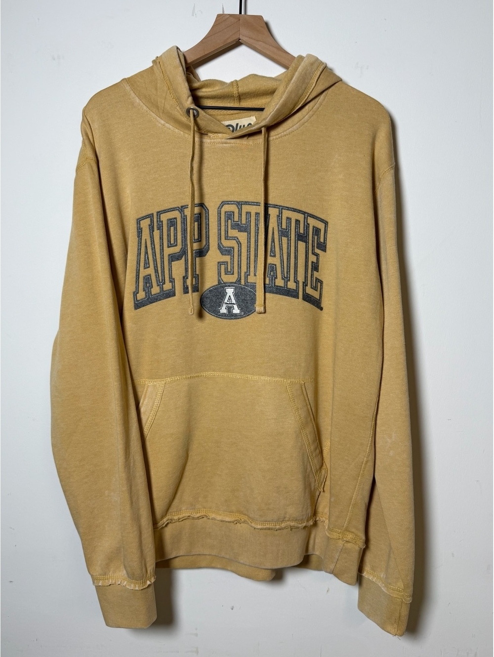 Blue 84 Appalachian State Mountaineers Gold Hoodie Men’s Large NWT